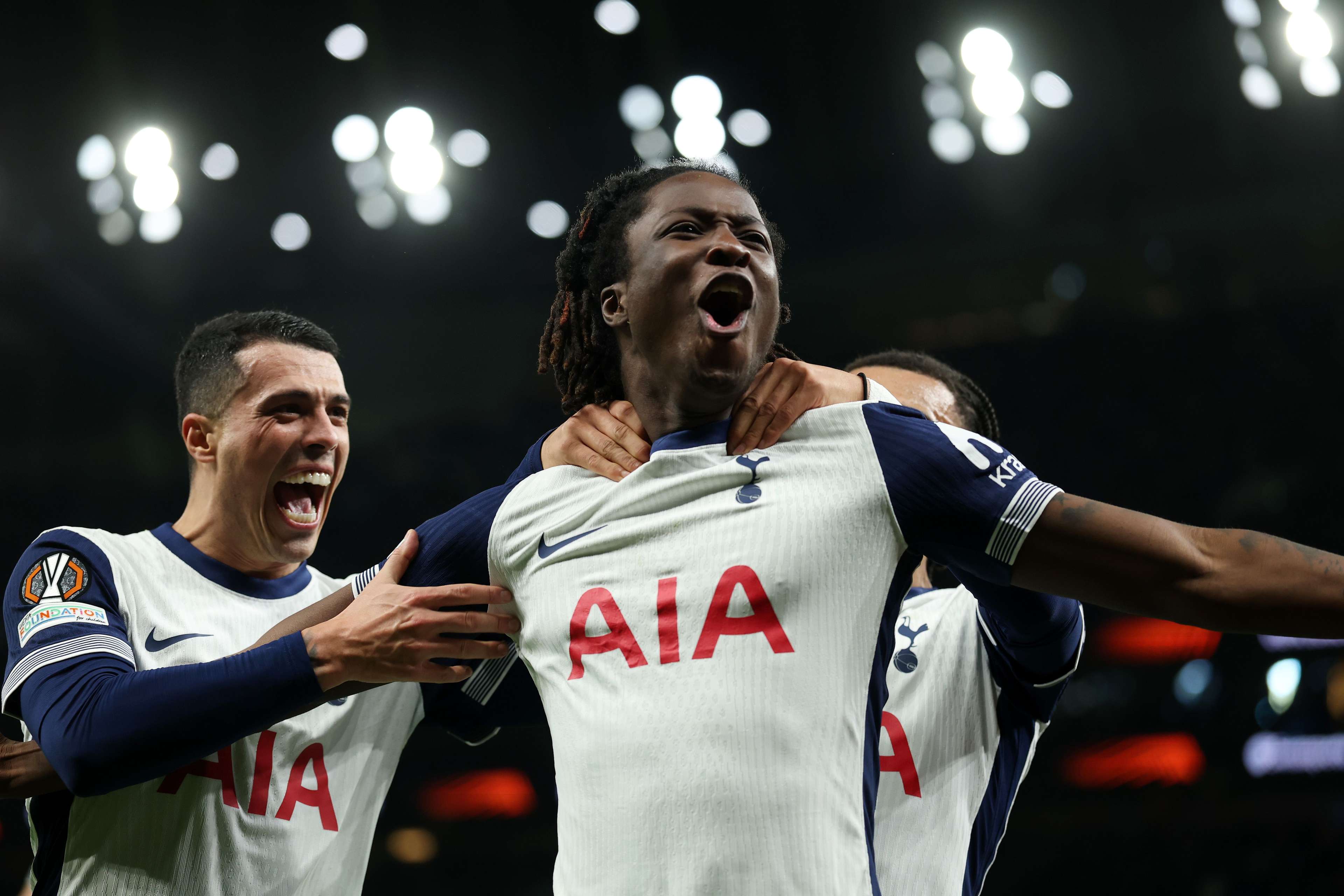 置身板凳席 置身板凳席