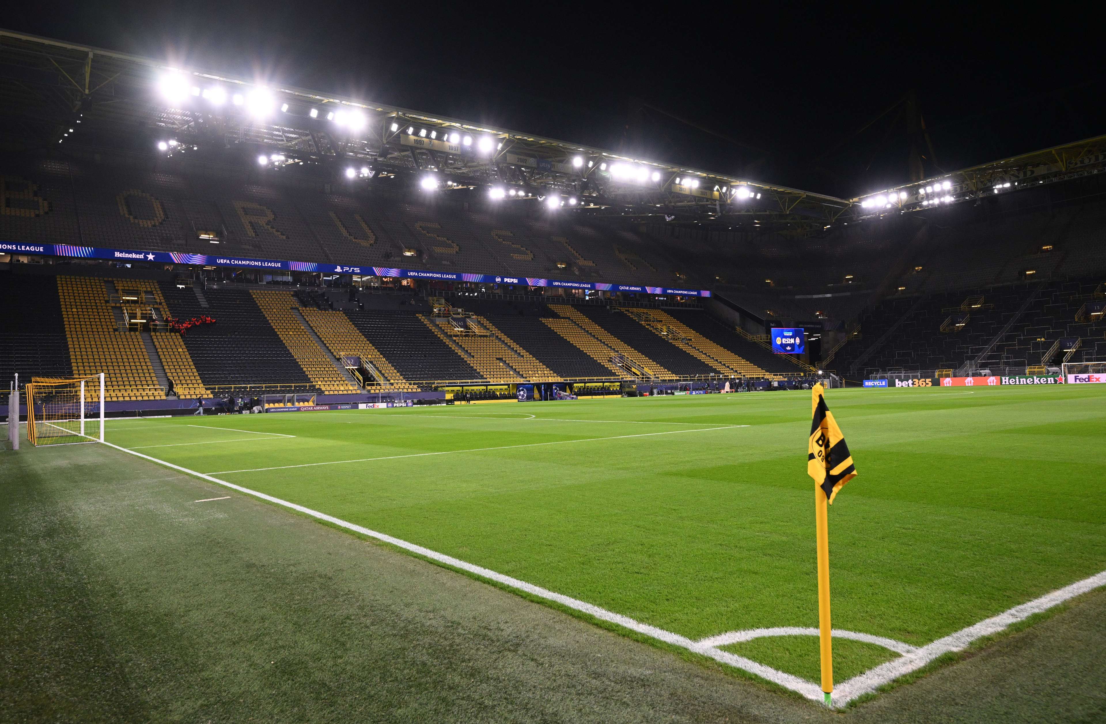 的对抗中 的对抗中