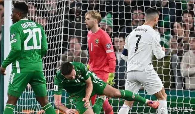 C罗不会缺席世界杯首战!FIFA官方:C罗禁赛3场 但2场是缓期执行 C罗不会缺席世界杯首战!FIFA官方:C罗禁赛3场 但2场是缓期执行